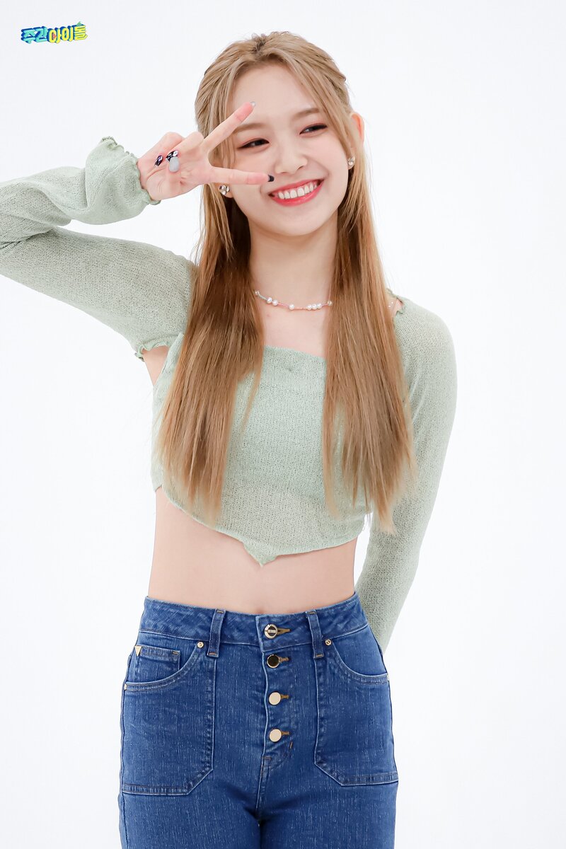 220607 MBC Naver - LIGHTSUM at Weekly Idol documents 2