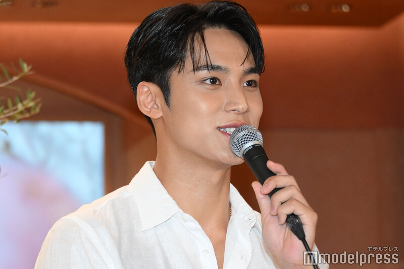 240521 SEVENTEEN Mingyu - L'OCCITANE Shibuya documents 6