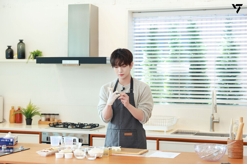 241101 SEVENTEEN Joshua - "The Birth of Chef Nyolong" Content Behind documents 7