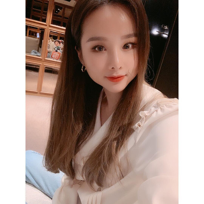 190101 Solji Instagram Update documents 2