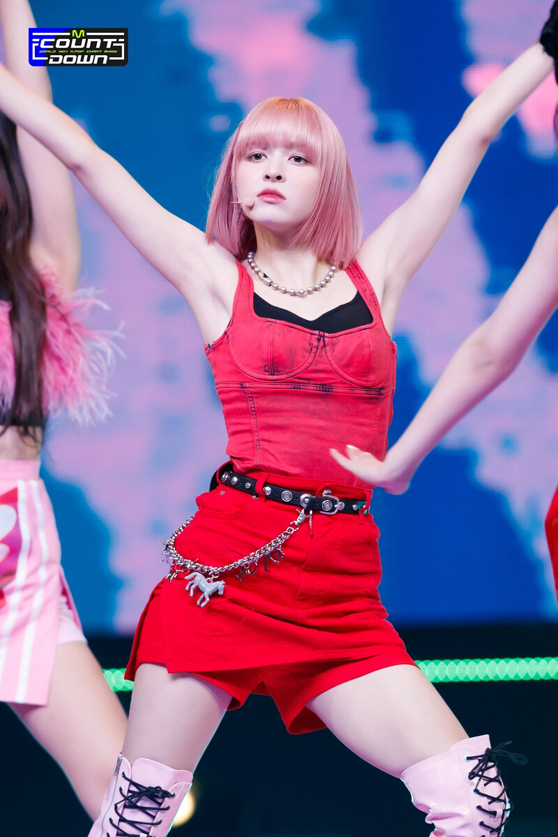 221006 NMIXX Lily - 'DICE' at M COUNTDOWN documents 4
