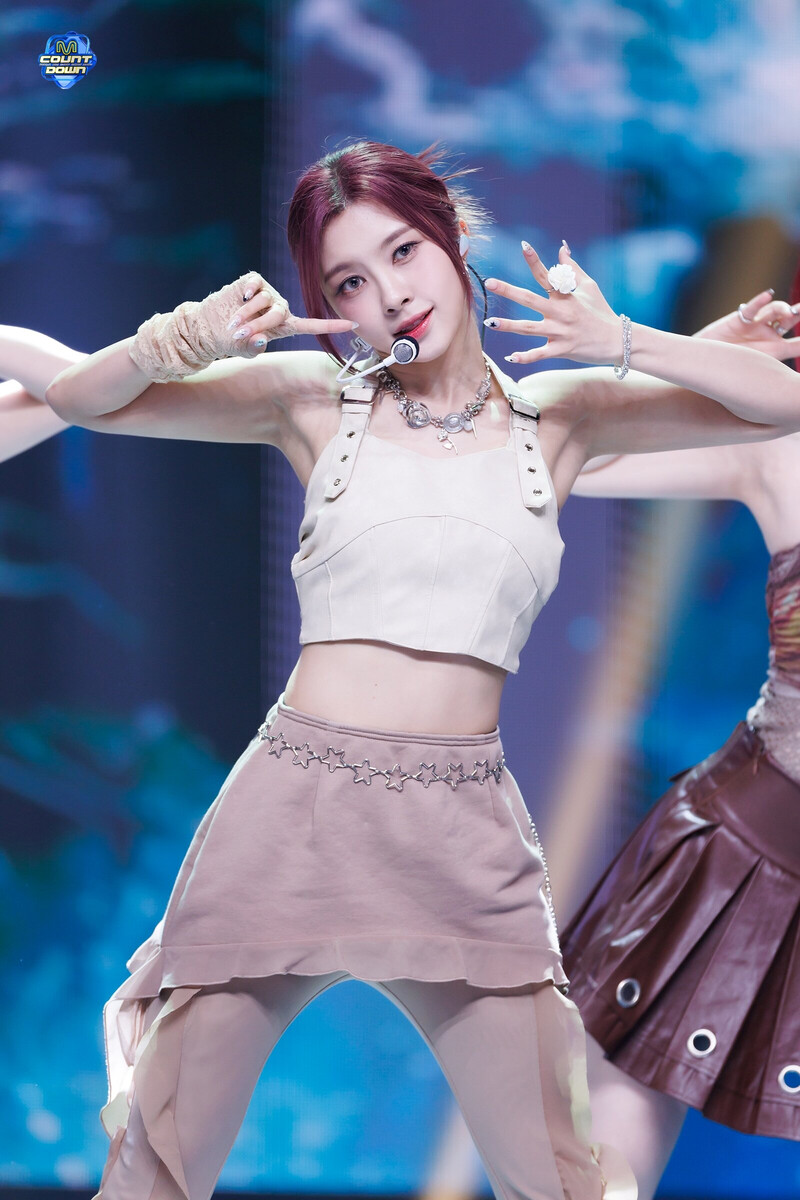 240613 Kep1er Dayeon - 'Shooting Star' at M Countdown documents 4