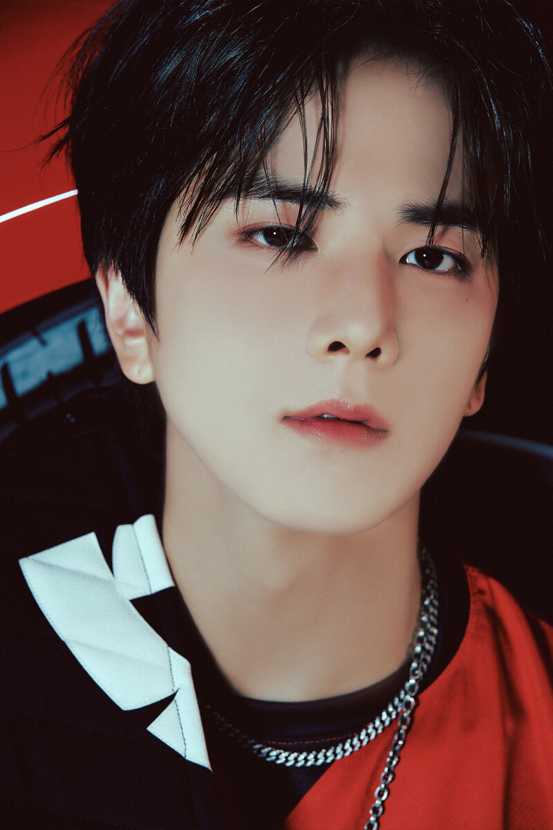 THE BOYZ 2025 SEASON'S GREETINGS [THE BOYZ THE FAST] - Concept Pictures documents 3