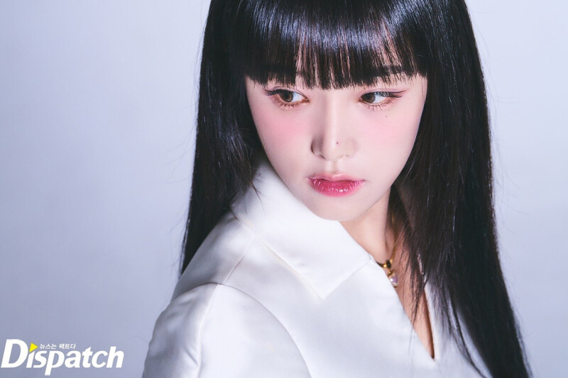 Yena 'SMARTPHONE' Promotion Photoshoot by Dispatch documents 10