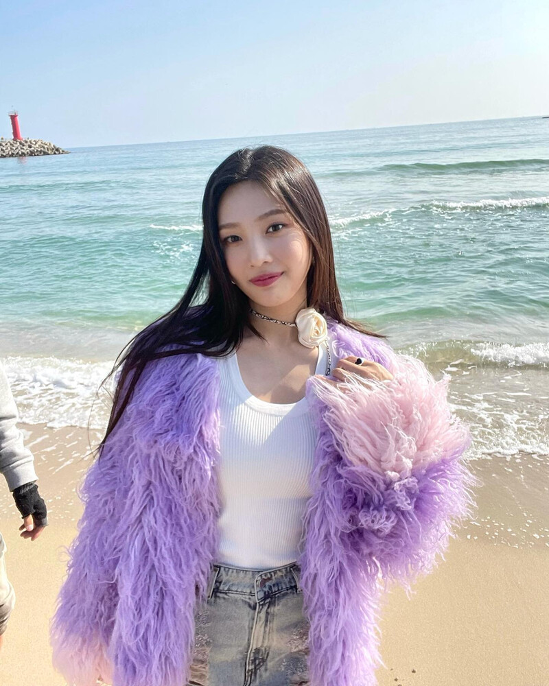 211125 Red Velvet Joy Instagram Update documents 1