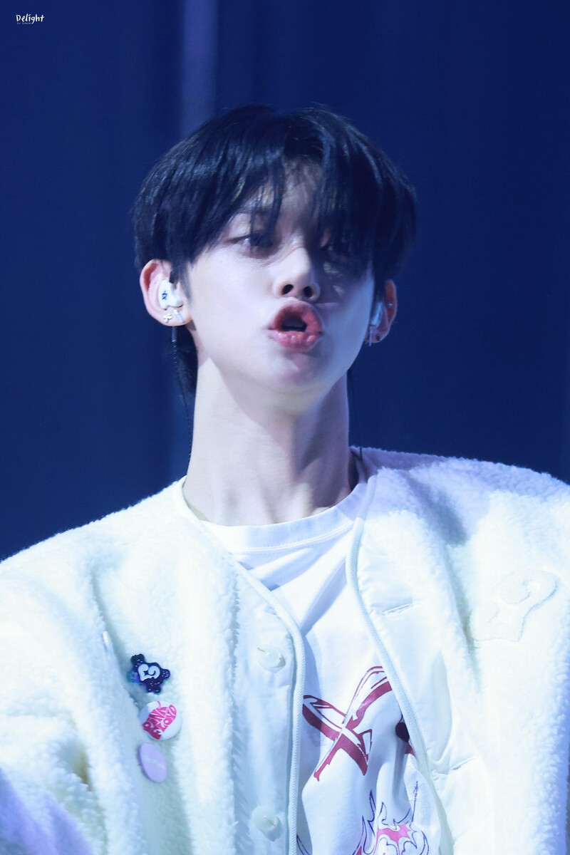 231202 TXT's YEONJUN at 'TXT WORLD TOUR〈ACT : SWEET MIRAGE〉FINALE' documents 7