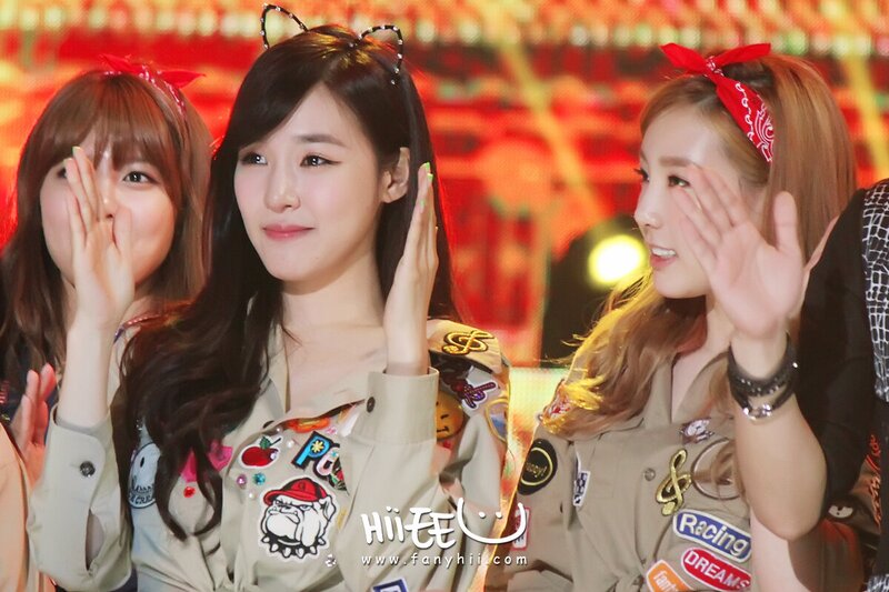 130628 Girls' Generation Tiffany at Korea-China Friendship Concert documents 10