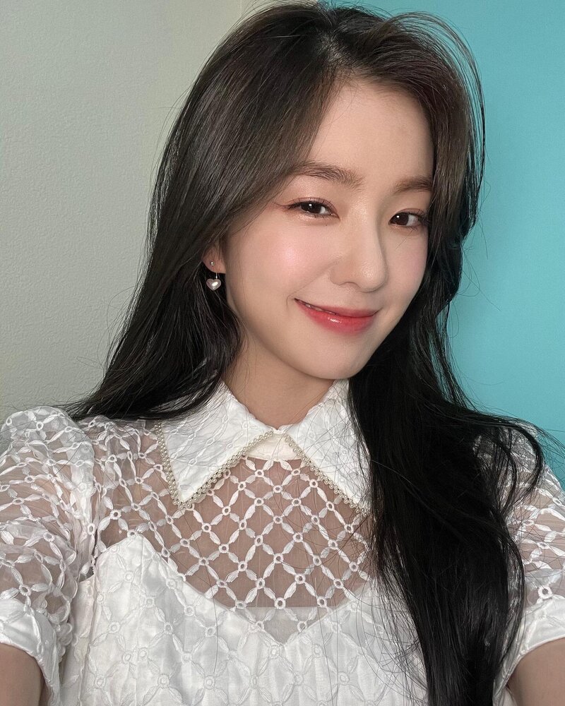 220619 Red Velvet Irene Instagram Update documents 3