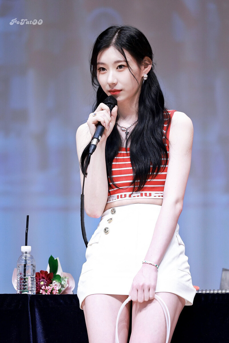 220728 ITZY Chaeryeong - WITHMUU Fansign documents 3