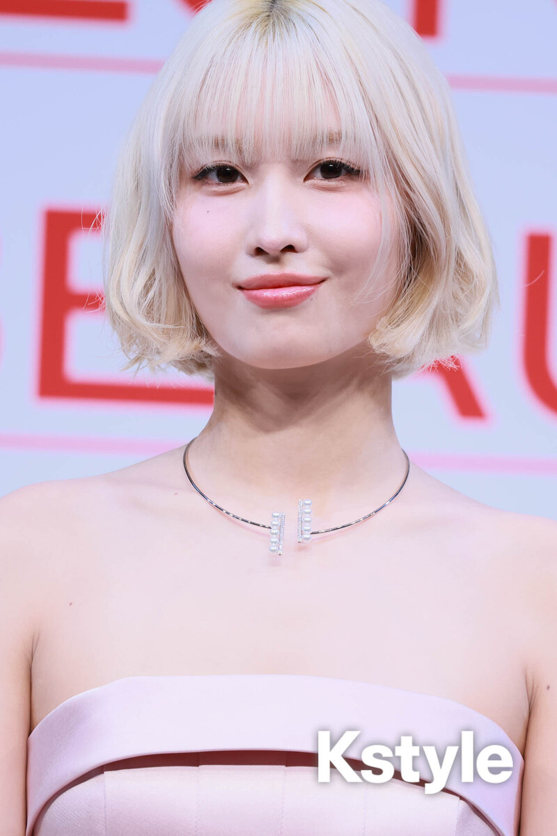 241013 TWICE Momo - Allure K-Beauty Fair in Tokyo documents 12