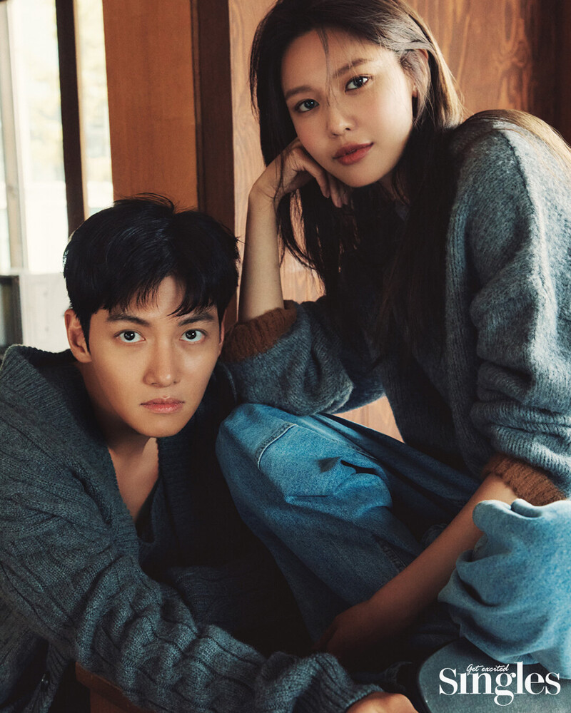 SOOYOUNG x JI CHANGWOOK for SINGLES Magazine Korea September Issue 2022 documents 1