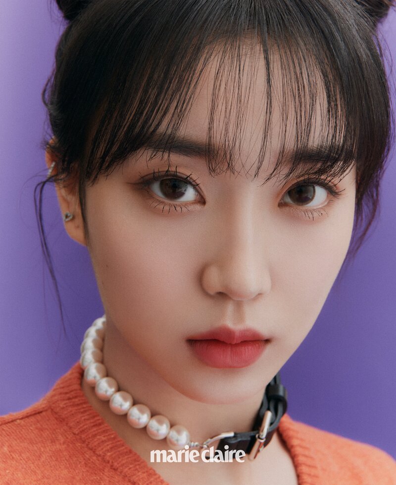 STAYC for Marie Claire Korea April Issue 2022 documents 11