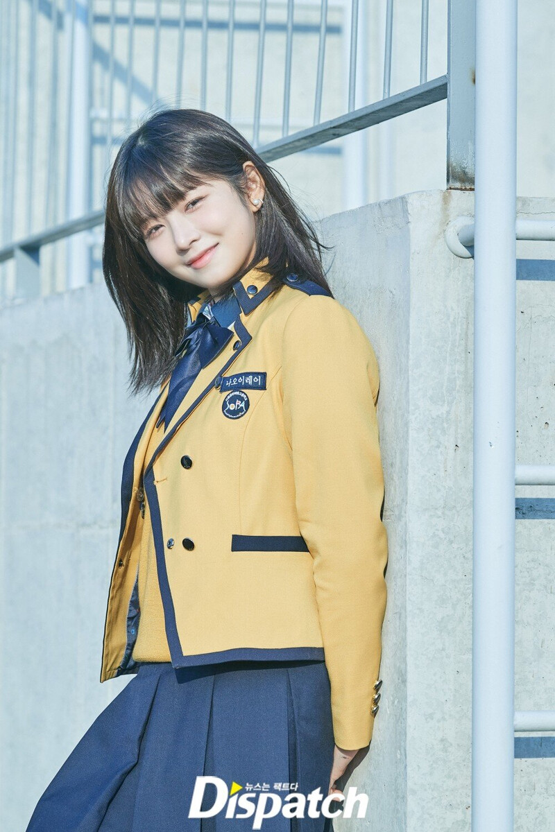 220214 IVE Rei - Graduation Photoshoot by Dispatch documents 8