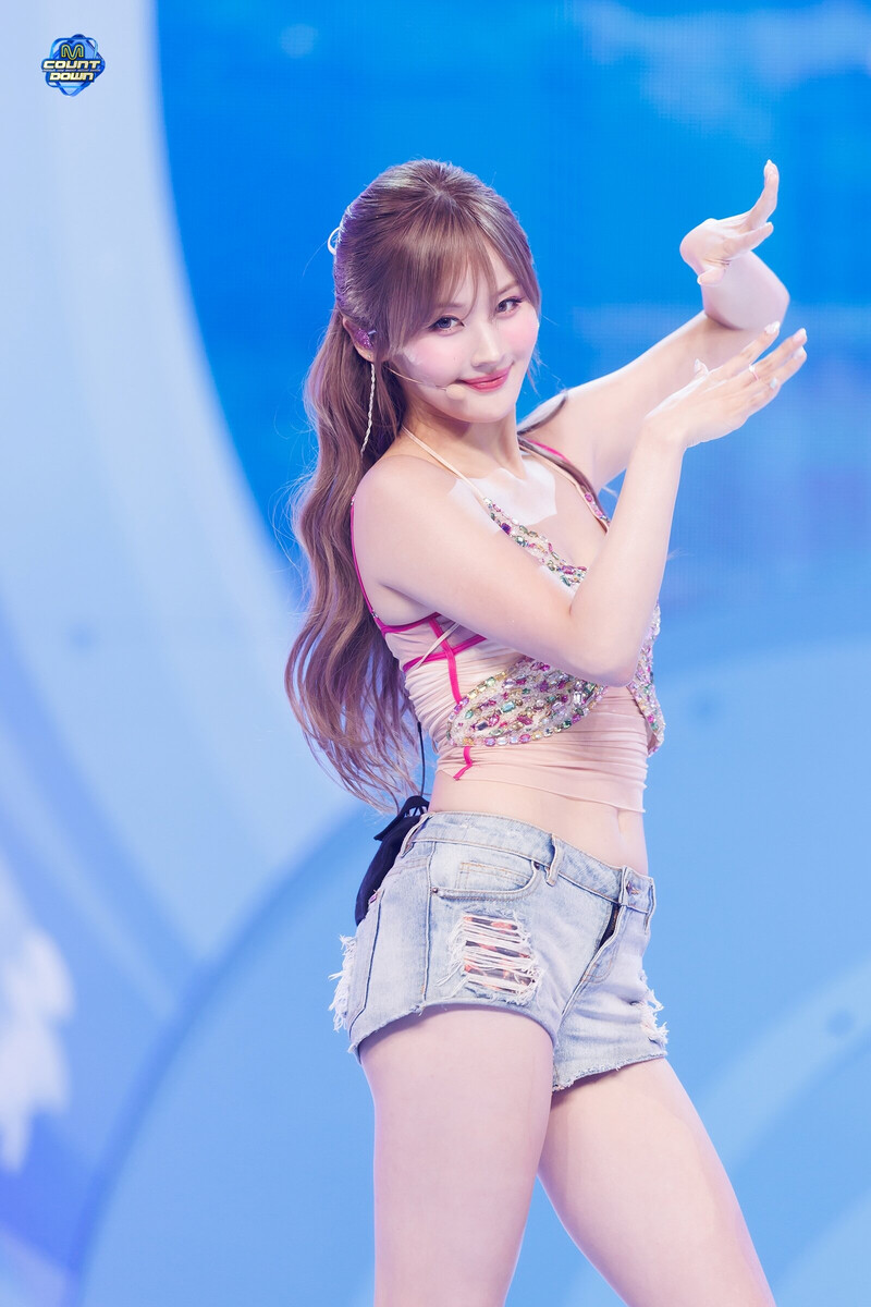 240704 KISS OF LIFE Belle - 'Sticky' at M Countdown documents 13