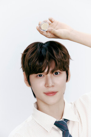 RIIZE Eunseok for ETUDE 2025 - Honey Milk