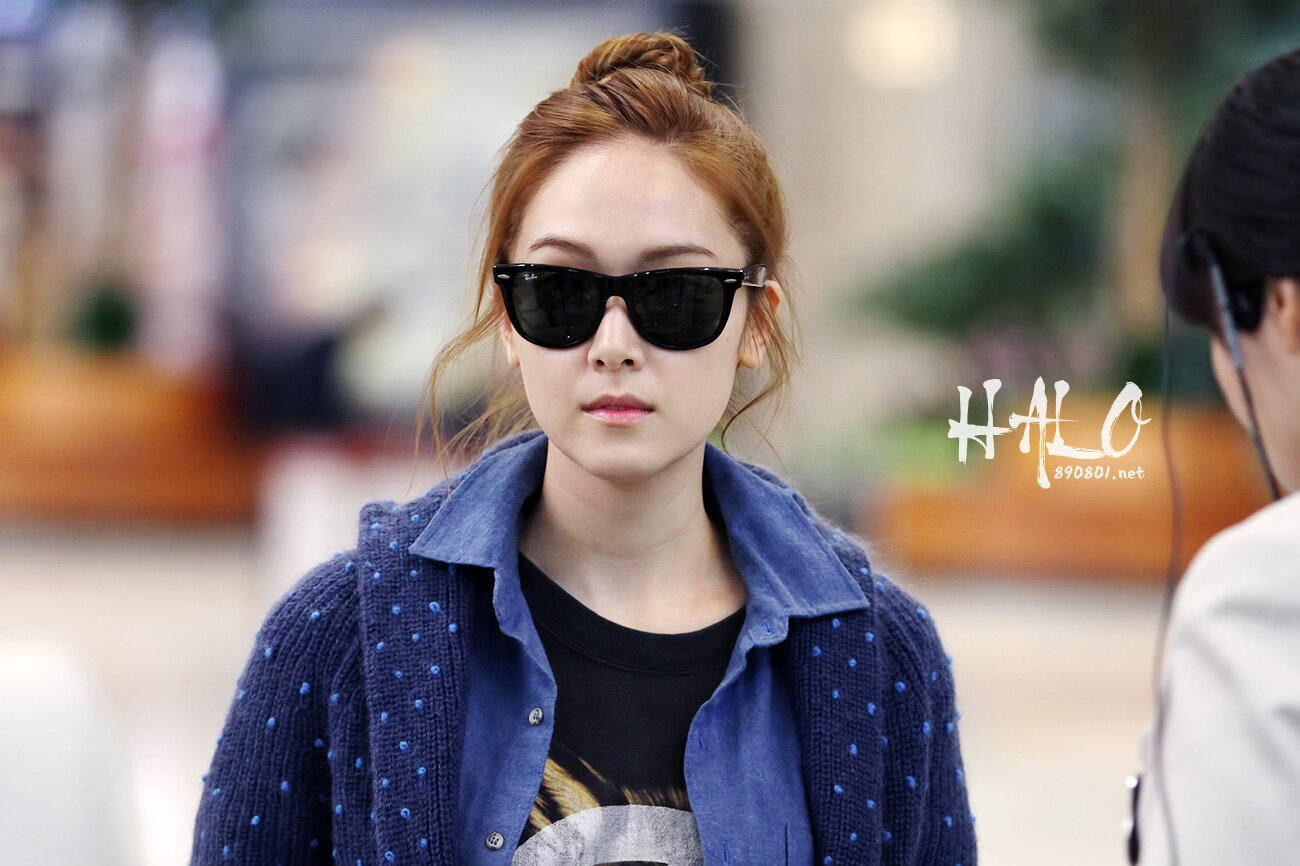 121108 Girls' Generation Jessica at Gimpo Airport | kpopping