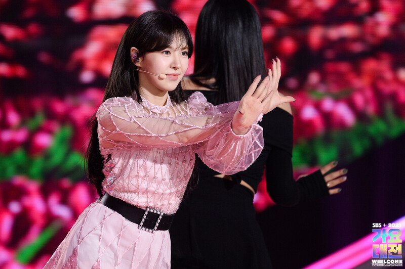 211225 Red Velvet at SBS Gayo Daejeon documents 2