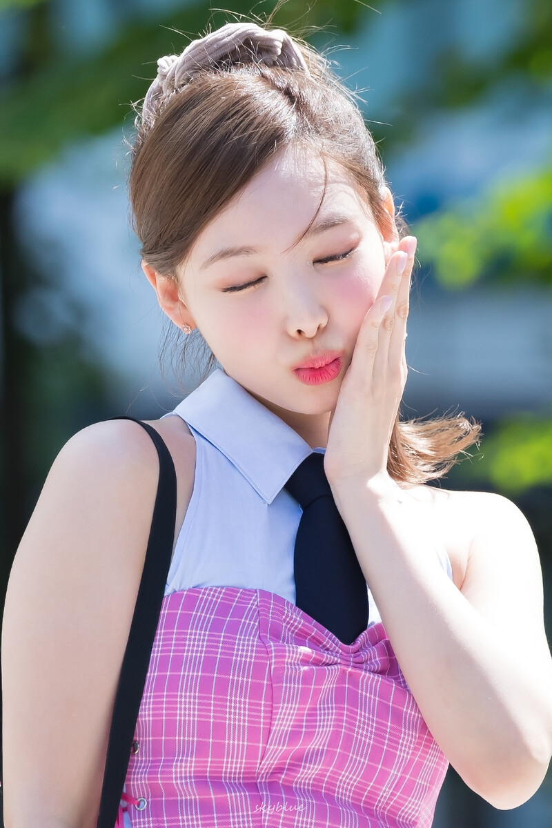 220903 TWICE Nayeon at Mini Fan Meeting with ONCEs documents 7