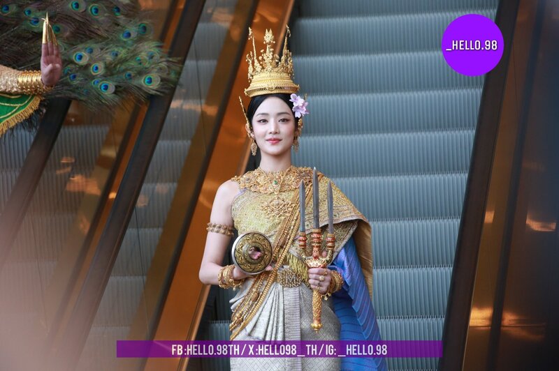 240414 (G)I-DLE Minnie - Songkran Celebration in Thailand documents 11