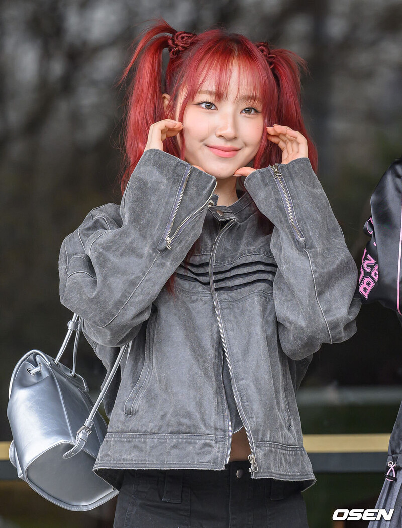 240329 UNIS Yunha - Music Bank Commute documents 1