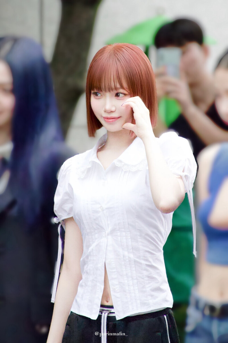 240906 LE SSERAFIM Chaewon - Music Bank Mini Fan Meeting & Commute documents 4