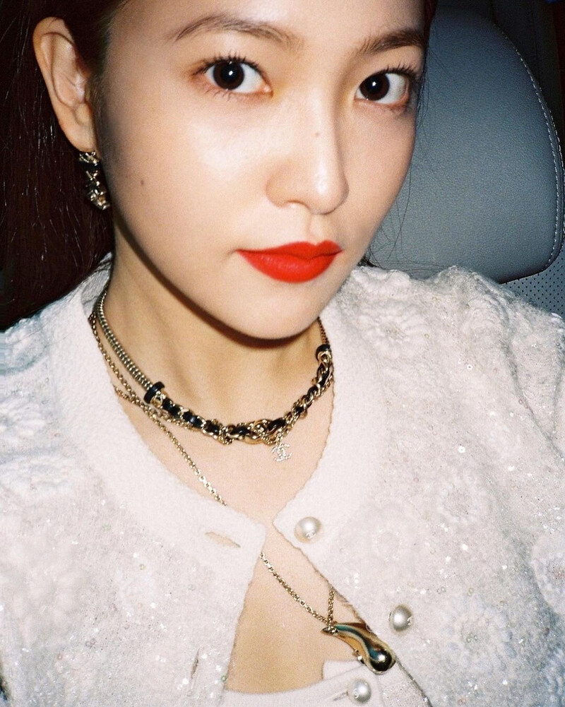 210630 Yeri Instagram Update (RED VELVET) documents 5