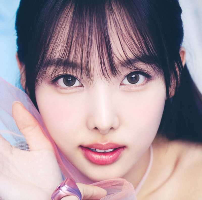 TWICE - Japanese 10th Single 'Hare Hare' (Scans) documents 2