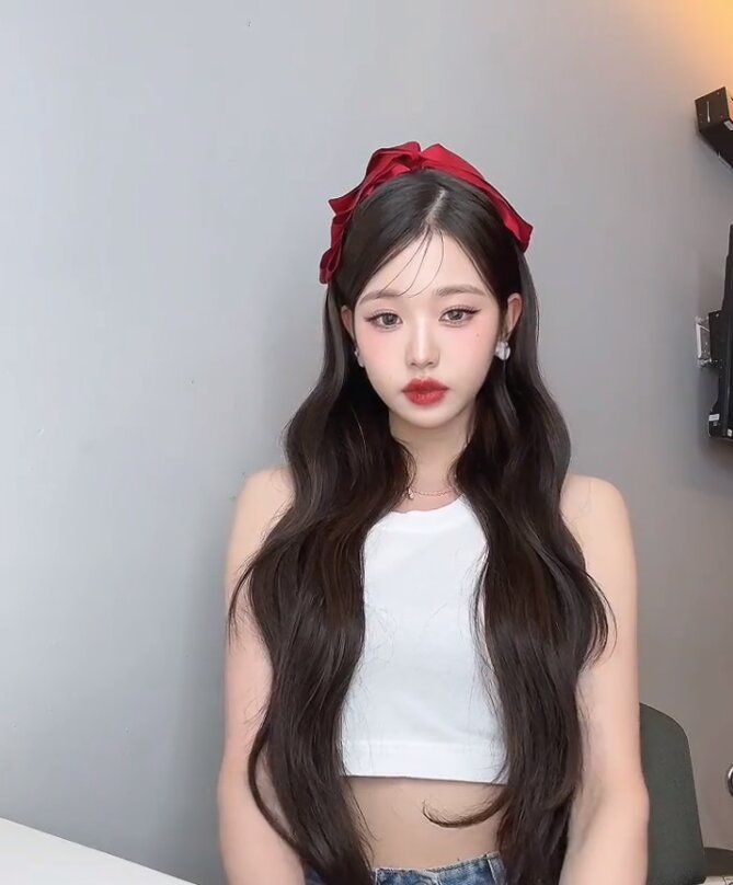 IVE Wonyoung’s Visual on Her Latest TikTok Update Is on Another Level ...