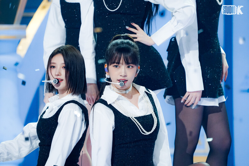 230414 IVE - 'I AM' at Music Bank documents 5