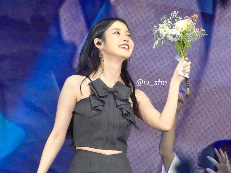 240630 IU - ‘H.E.R.’ World Tour in Bangkok Day 2 documents 7