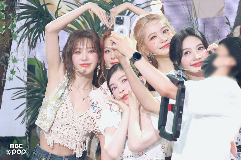 240706 Red Velvet - 'Cosmic' at Music Core documents 4