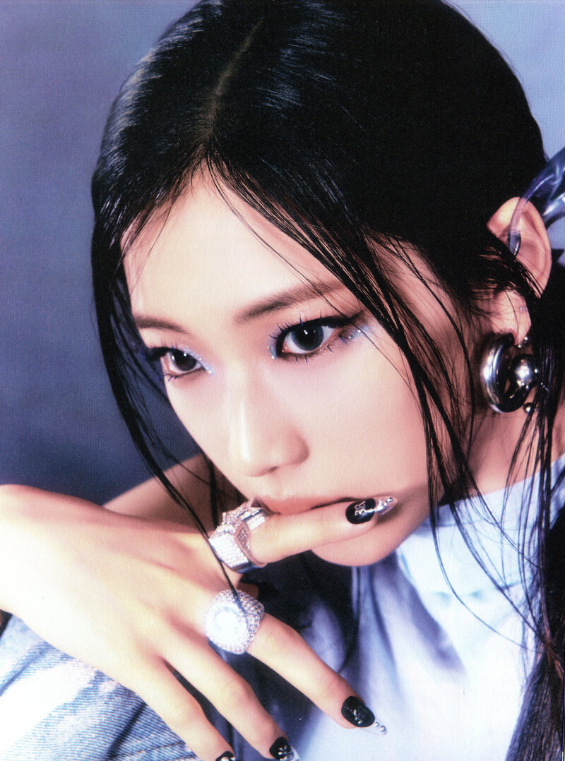 BABYMONSTER - 1st Album 'DRIP' [Scans] documents 6