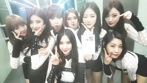 150203 THE SHOW Twitter Update - 9MUSES