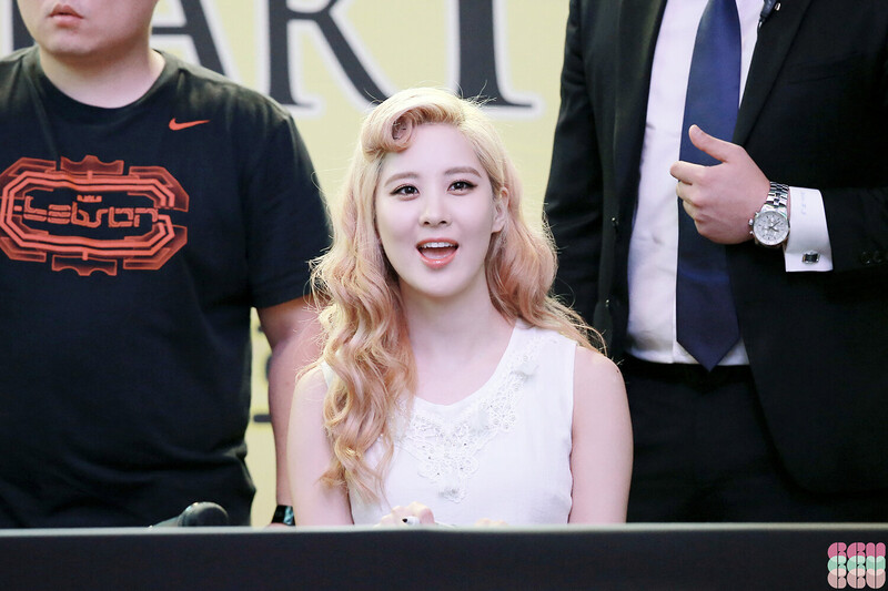 150827 Girls' Generation Seohyun at Lion Heart Daejeon Fansign documents 3
