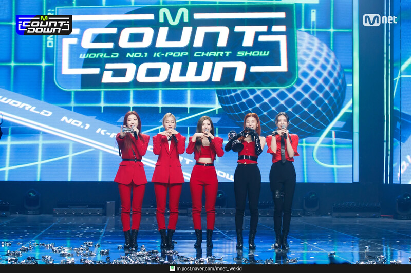 210513 ITZY 'Mafia in the morning' at M Countdown documents 10