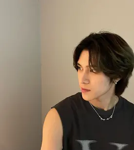 230602 WAYV Hendery Instagram Update