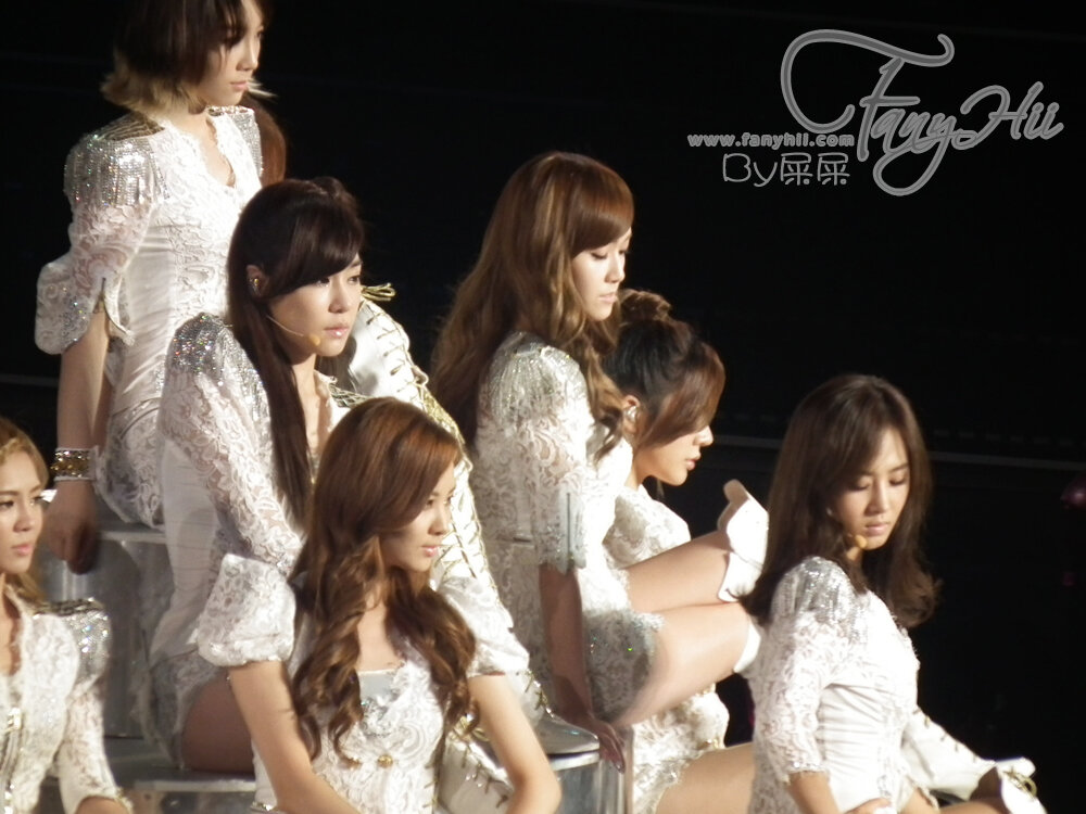 110909-10 Girls' Generation Tiffany at Girls' Generation 2011 Tour 