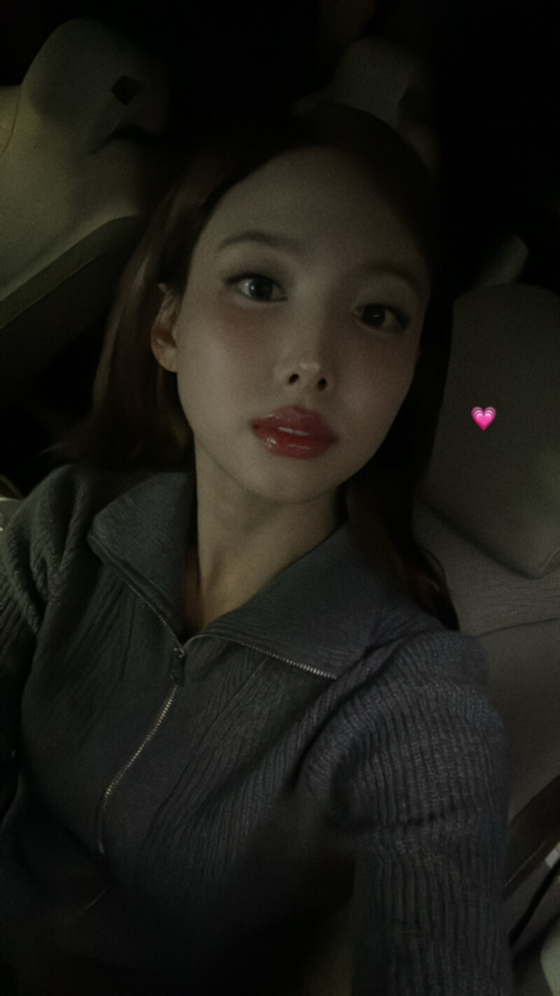 241024 TWICE Nayeon Instagram Story Update documents 1