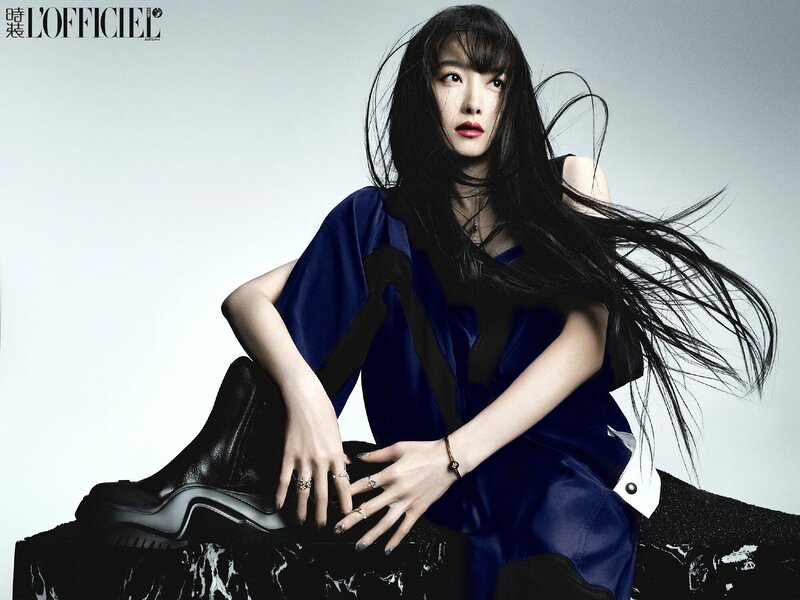 Victoria Song for L'Officiel China Magazine December 2023 Issue documents 13