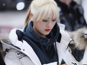 171128 Weki Meki Lua at Gimpo Airport