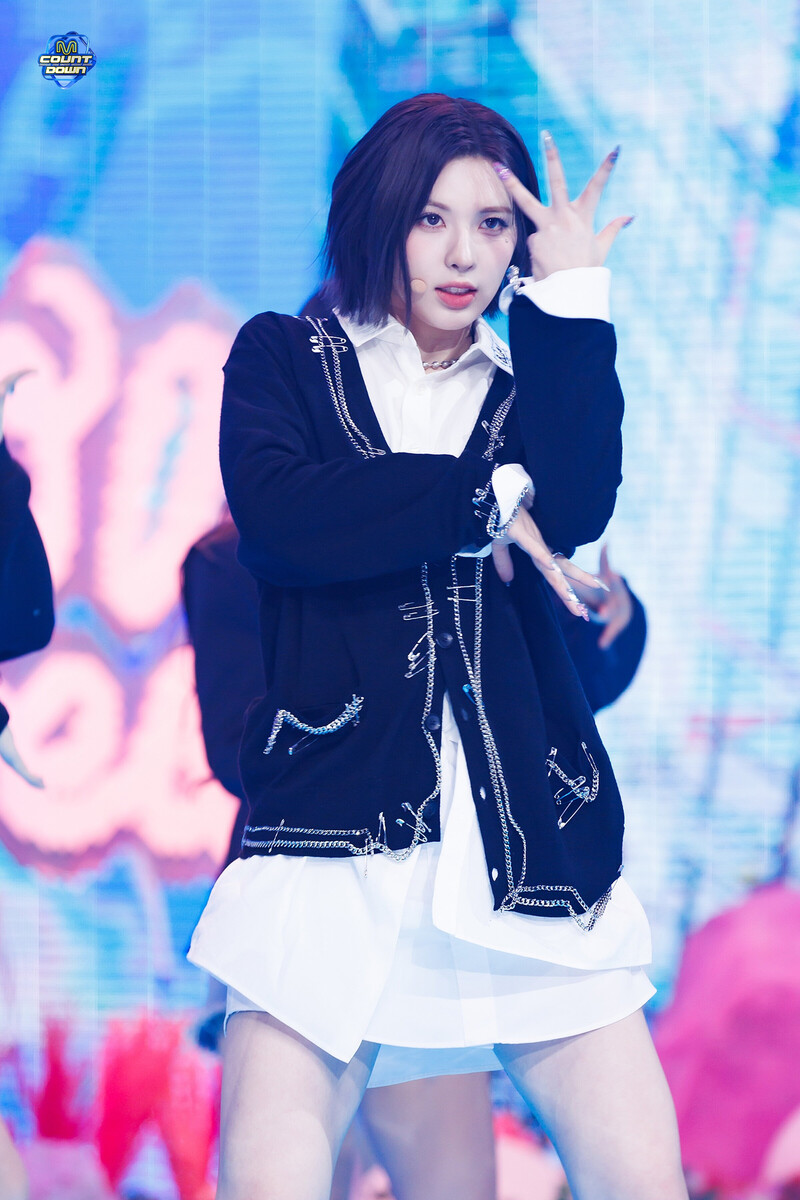 240118 NMIXX BAE - ‘DASH’ at M COUNTDOWN documents 2