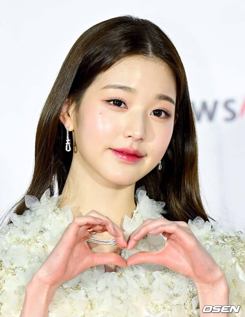 221213 IVE Wonyoung - Asia Artist Awards 2022 Red Carpet | kpopping