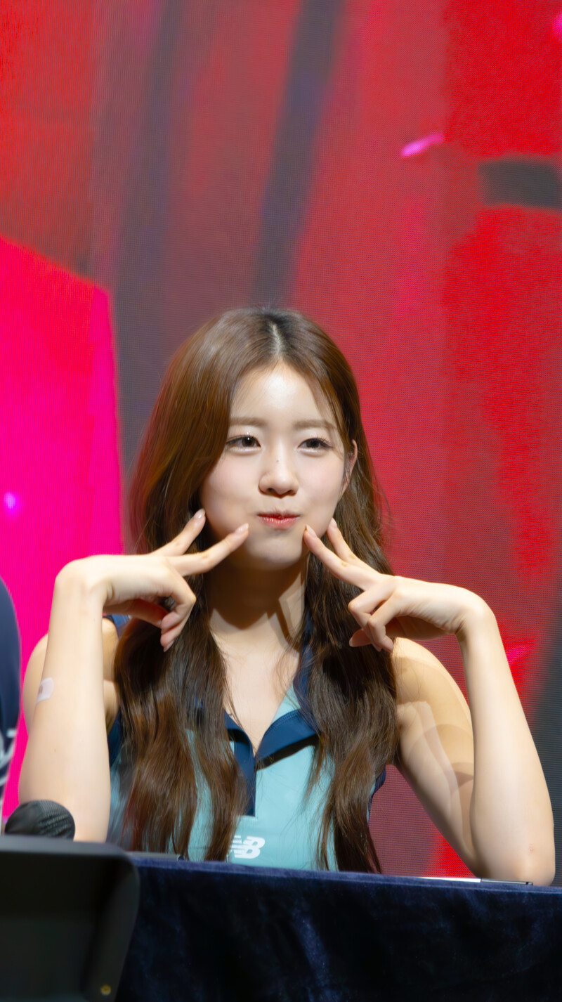 240831 WOOAH - WOOYEON at fansign event documents 8