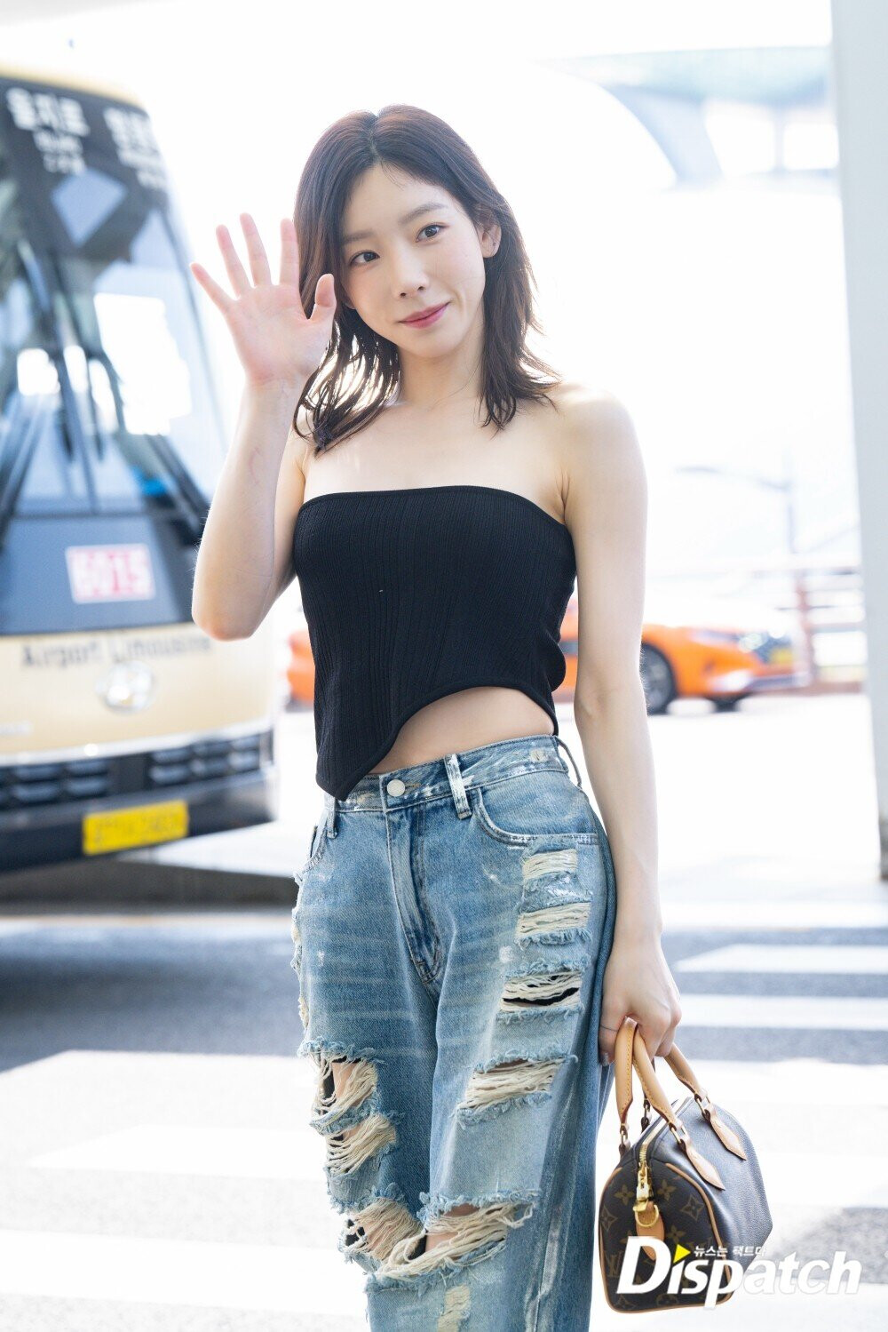 230609 Taeyeon at Incheon International Airport | kpopping