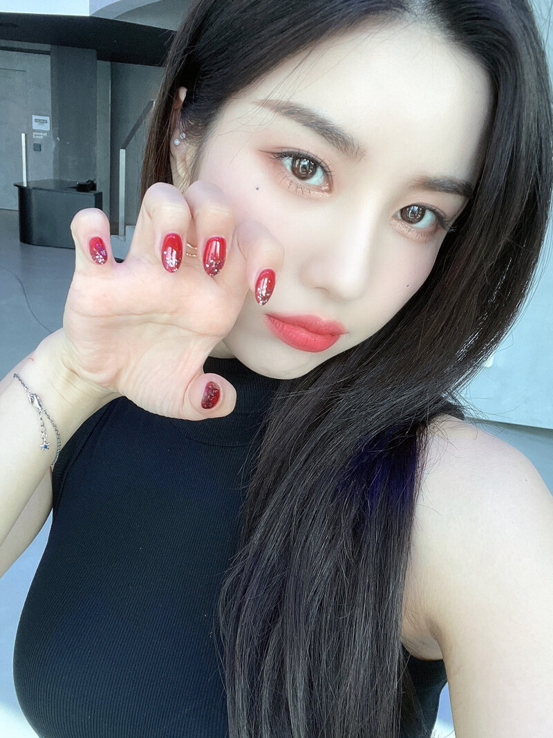 210903 Kwon Eunbi Twitter Update documents 3