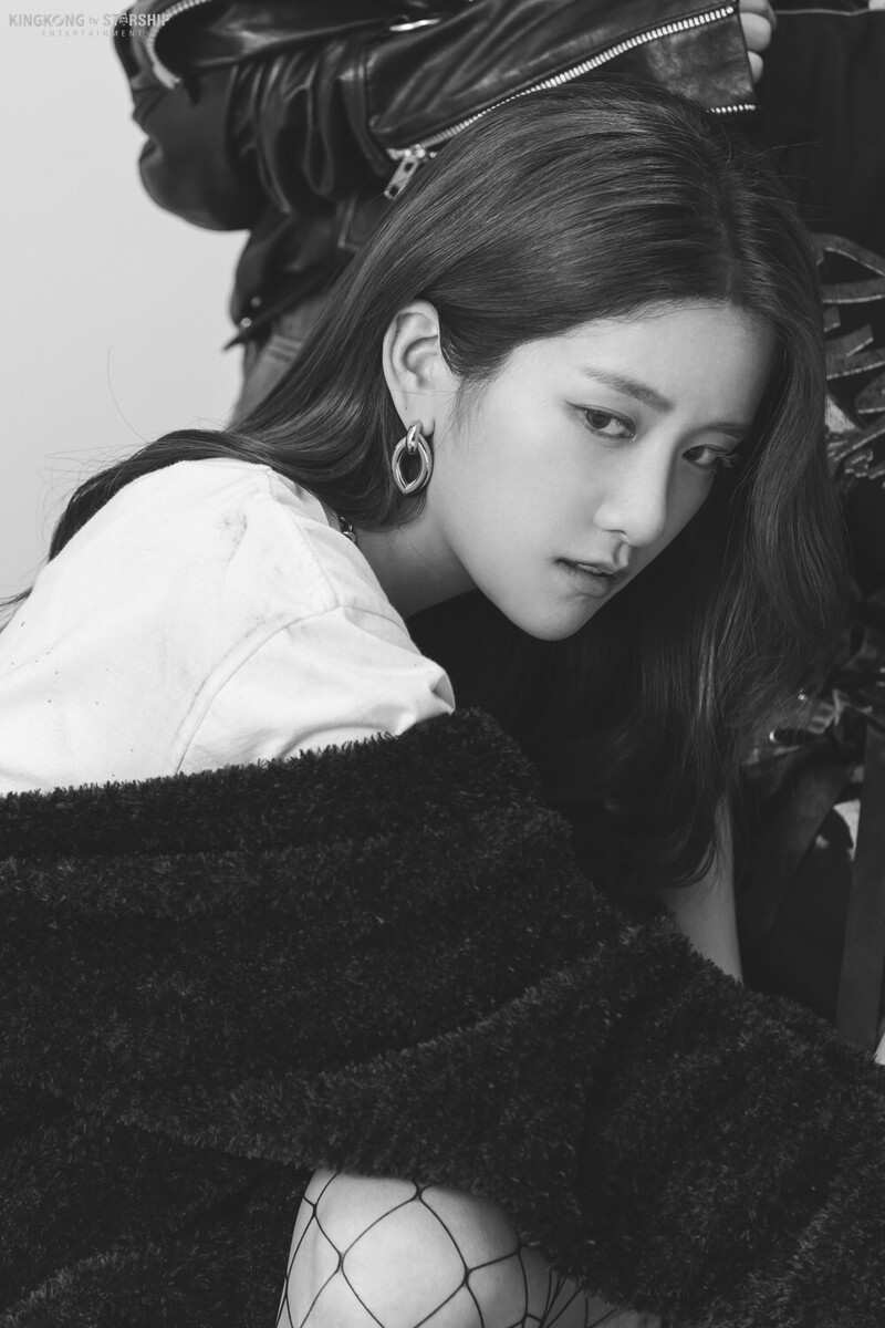 211107 Starship Naver Post - Exy's "IDOL: The Coupe" Poster Photoshoot documents 17