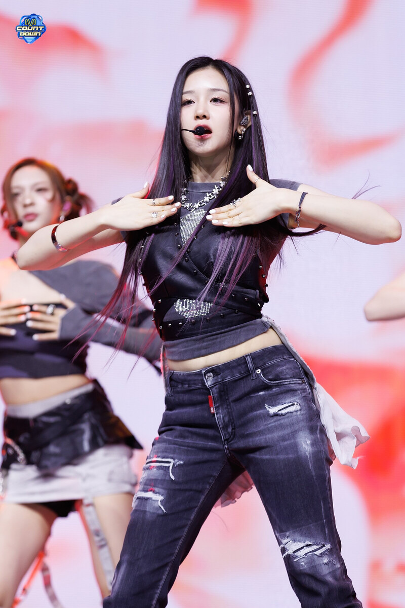 240411 BABYMONSTER Pharita - 'SHEESH' at M Countdown documents 2