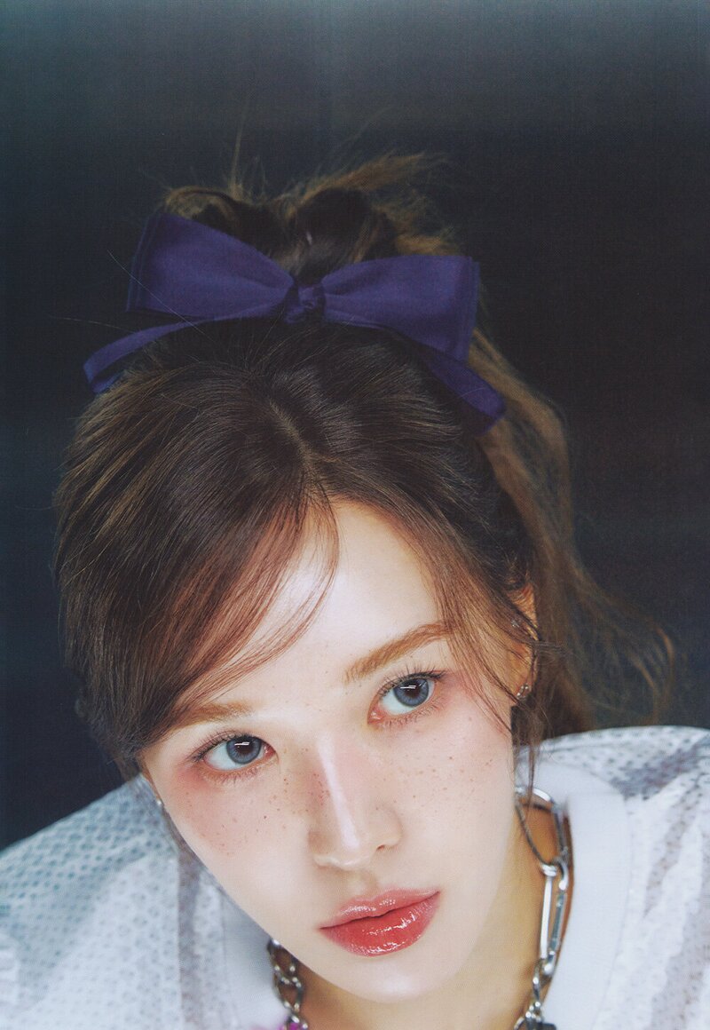Red Velvet Wendy - 2nd Mini Album 'Wish You Hell' (Scans) documents 3