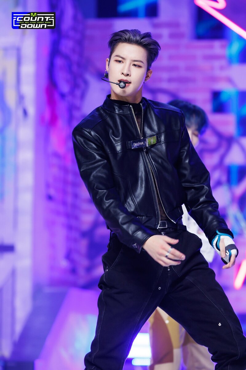 221229 TO1 - 'Troublemaker' at M Countdown (Kyungho) documents 1