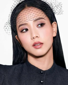 JISOO for The Dior Makeup lookbook by Peter Philips